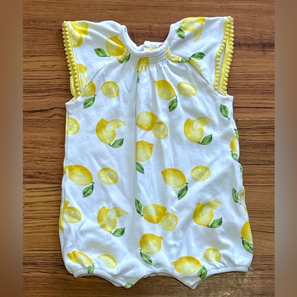 Isaac Mizrahi Other - Isaac Mizrahi Lemon Baby Romper Onsie​